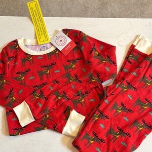NWT Exploring Canada Cozy Red Moose Kids Pajamas